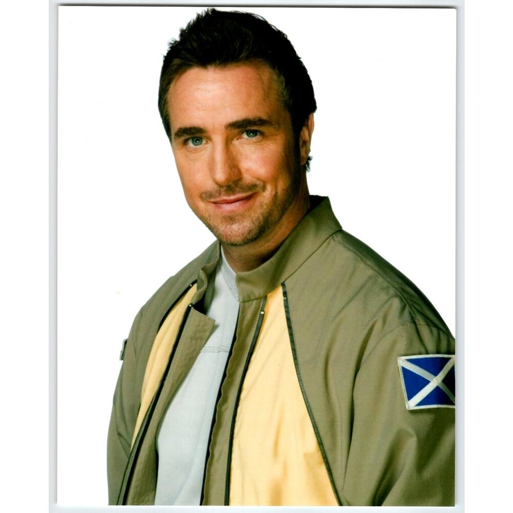 Stargate Atlantis Paul McGillion 2009 Original Photo 8" x 10" Sexy Smile Beckett